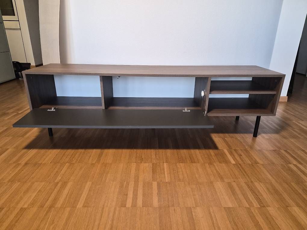 Mobili TV: Meuble tv – Usato da Lausanne venduto da FMDW 2