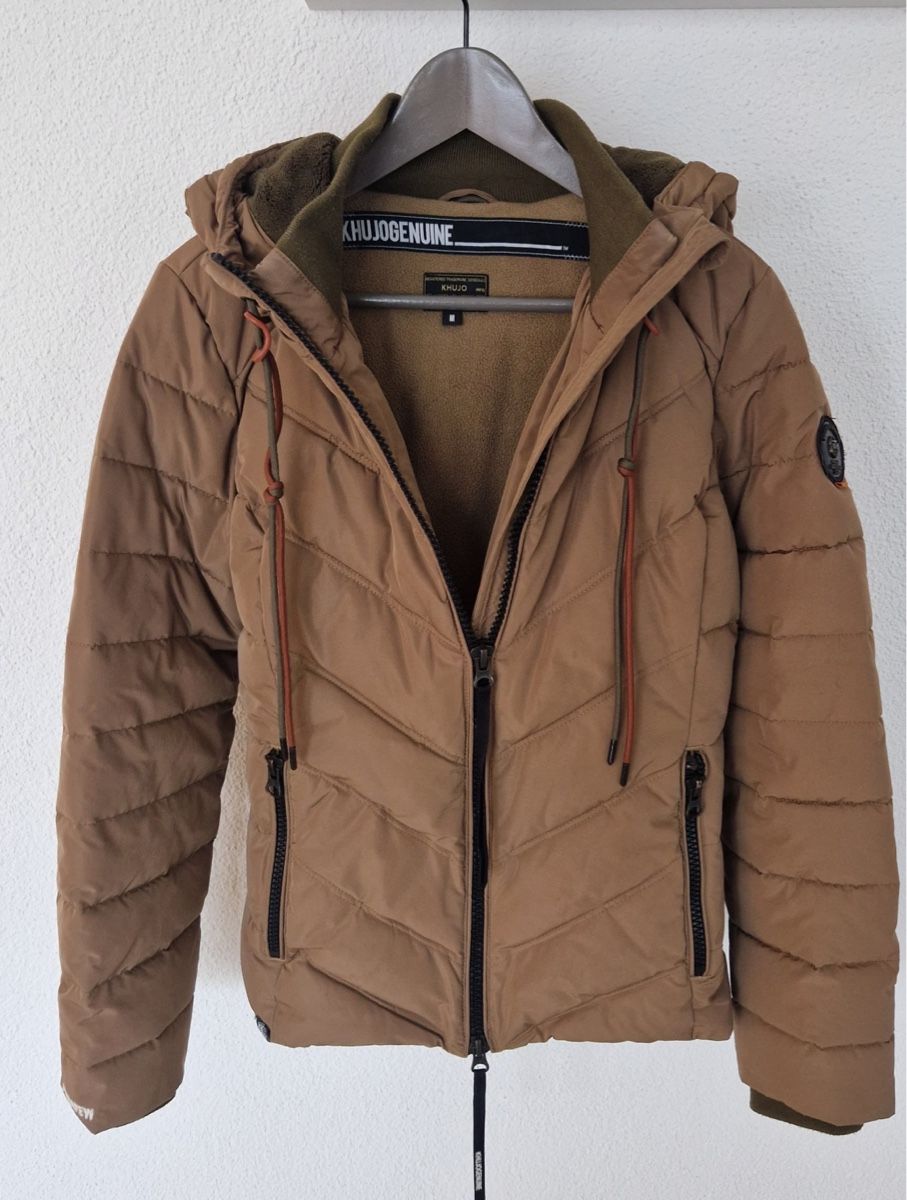 Khujo Jacken: Khujo Winterjacke – Gebraucht aus Buochs von and_k8gd