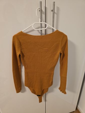 Beautiful autumn orange long sleeve body from Sézane
