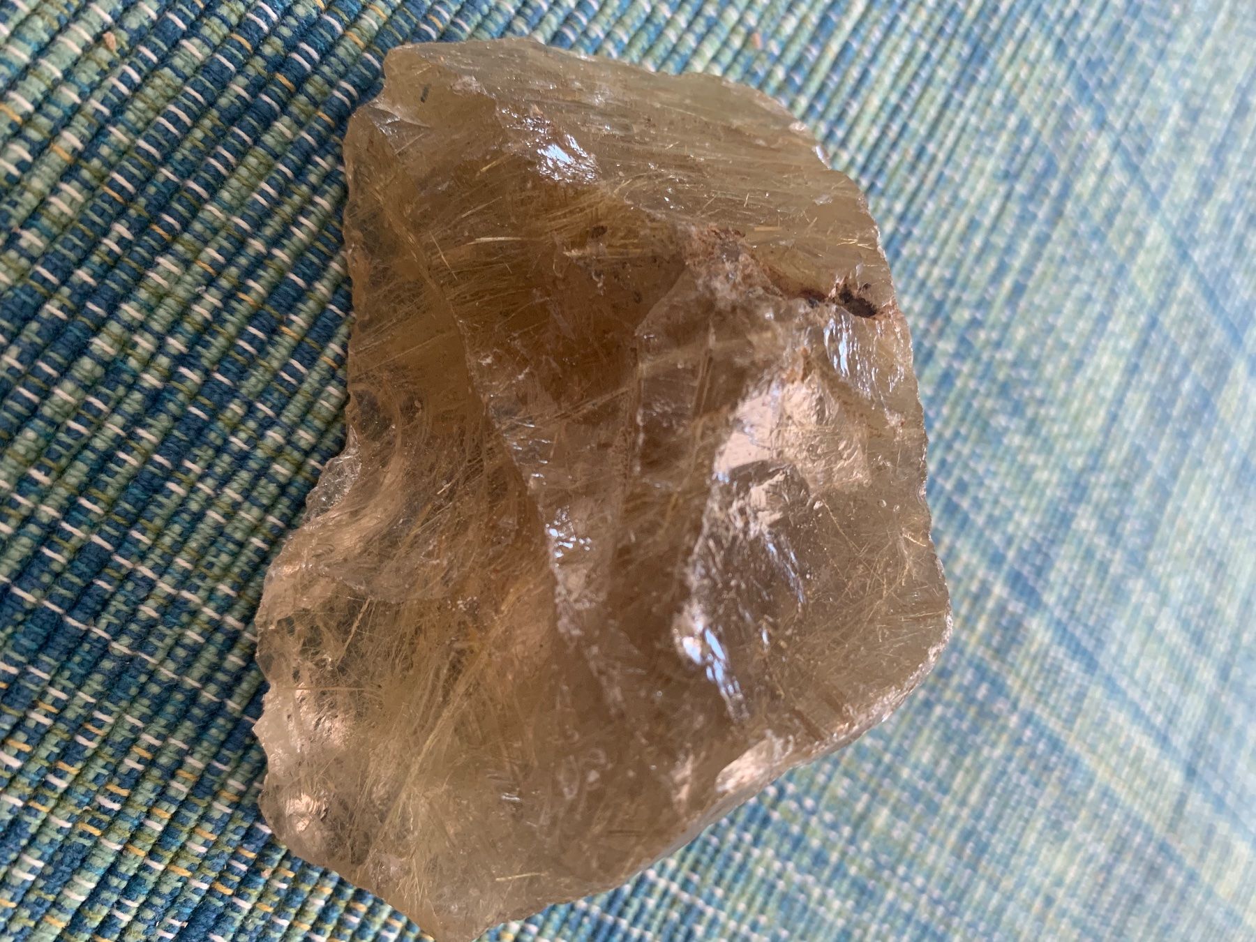 Mineralien & Heilsteine: Interessantes Mineral? – Gebraucht aus Basel von Akinom50 1
