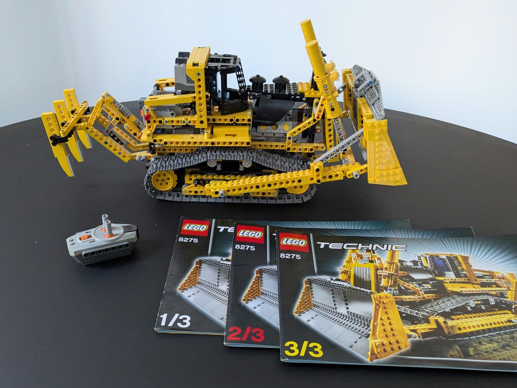 Lego Kit di costruzioni: LEGO TECHNIC 8275 - Motorized Bulldozer (2007) – Usato da lausanne venduto da searno