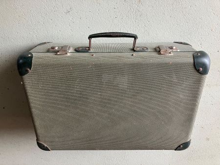 Kleiner Vintage Reisekoffer grün kariert gebrauchter Zustand