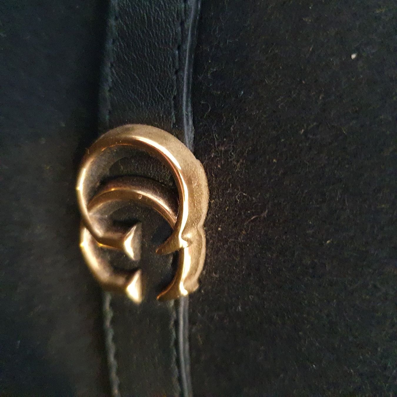 Gucci Copricapi, berretti & cappellini: Chapeau noir dame GUCCI – Usato da Prilly venduto da RoDyRe 5