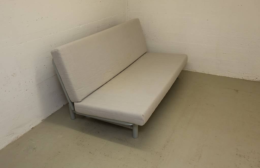Sofas: Bettsofa aus Metall – Gebraucht aus Adliswil von pab23