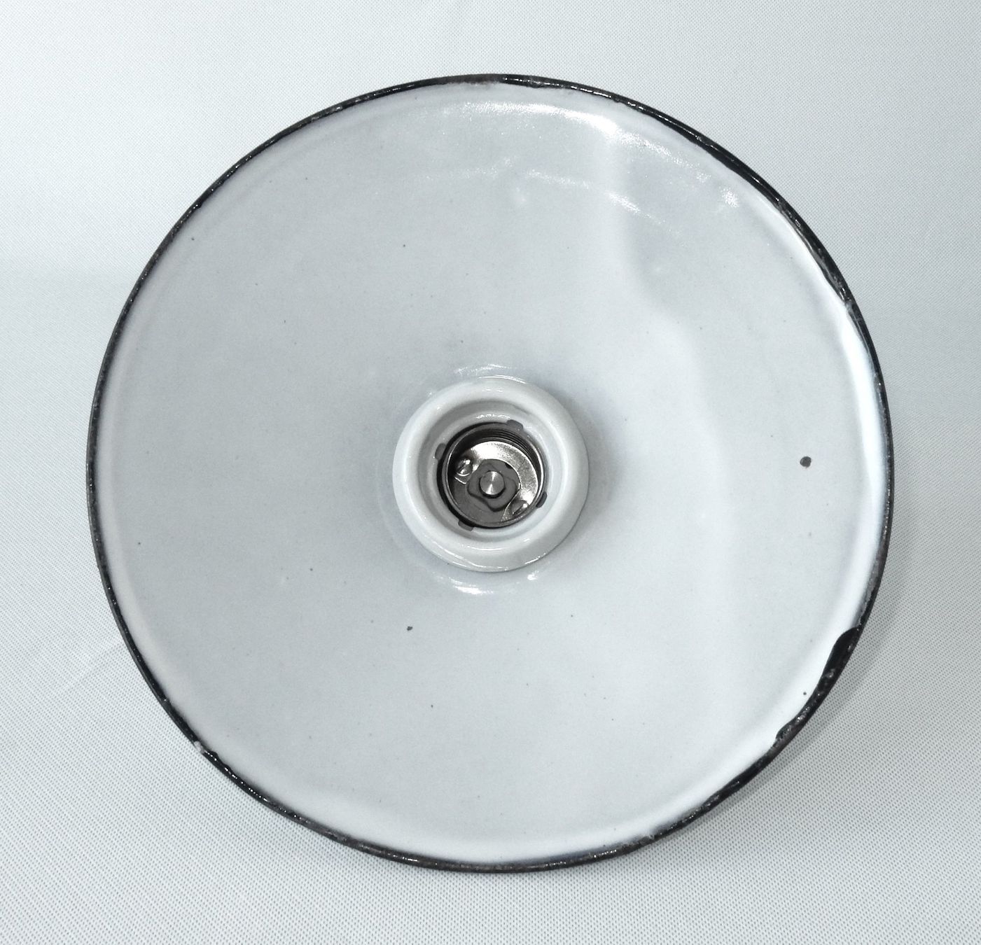 Lampadari & plafoniere: Antike Deckenleuchte - mit Schirm aus Emaille - Ø 20.0cm – Usato da Alpnach Dorf venduto da Reloved24 2
