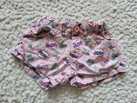 Mädchen Shorts ca. Gr 86 Sommer verstellbar
