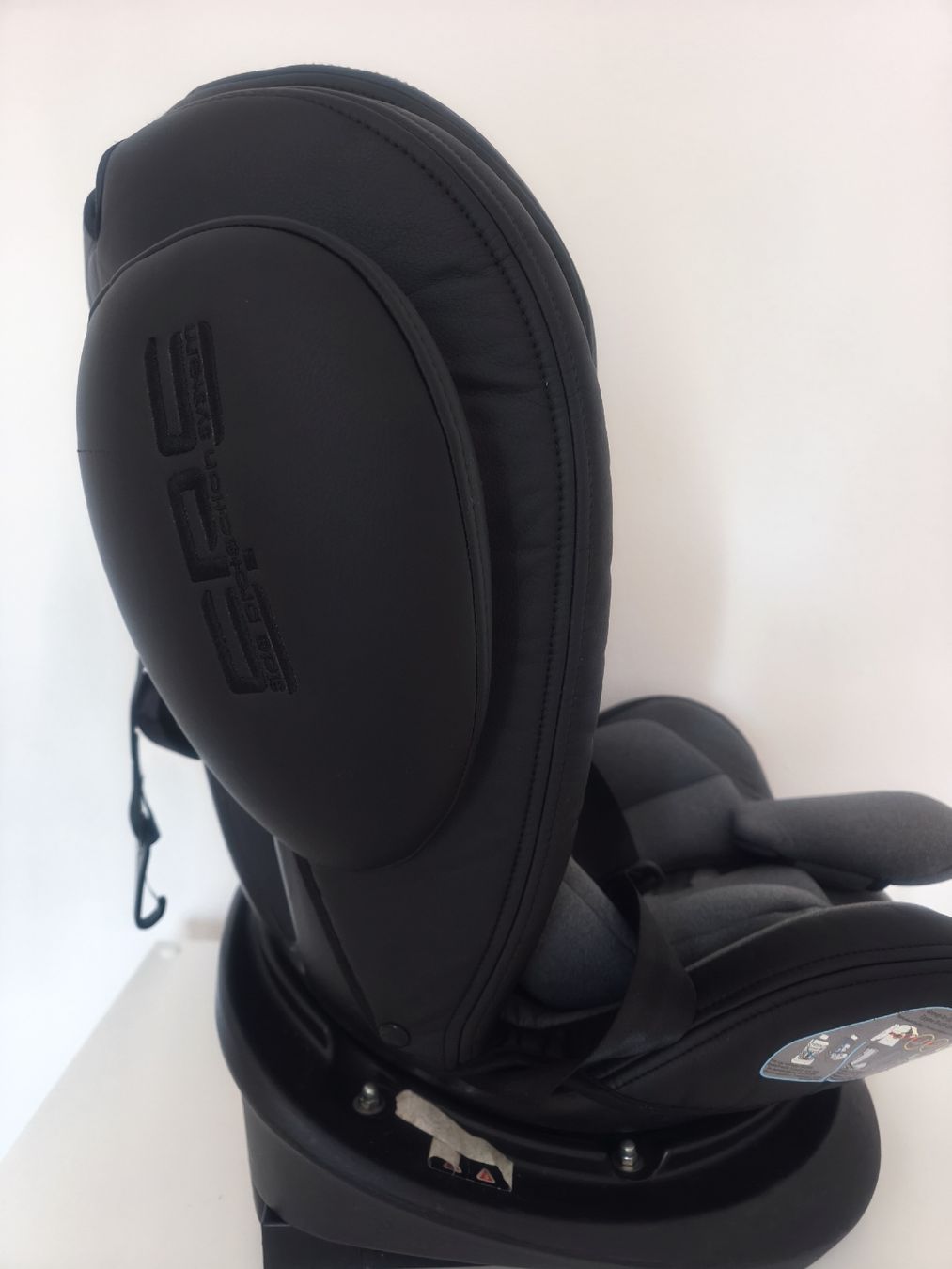 Auto-Kindersitze: Lorelli Kindersitz mit isofix – Gebraucht aus Murten von pla_j9qh 1