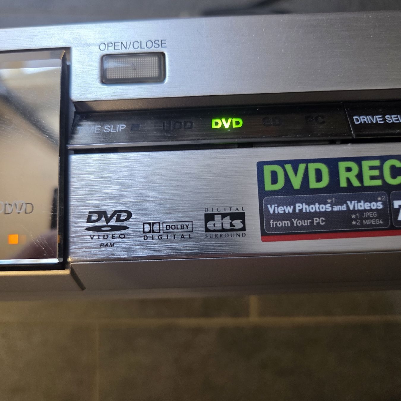 Panasonic Multimediaplayer & Streamer: Panasonic DMR-E500H DVD Recorder mit HDD - Top.. – Gebraucht aus Stans von Ducati16 3