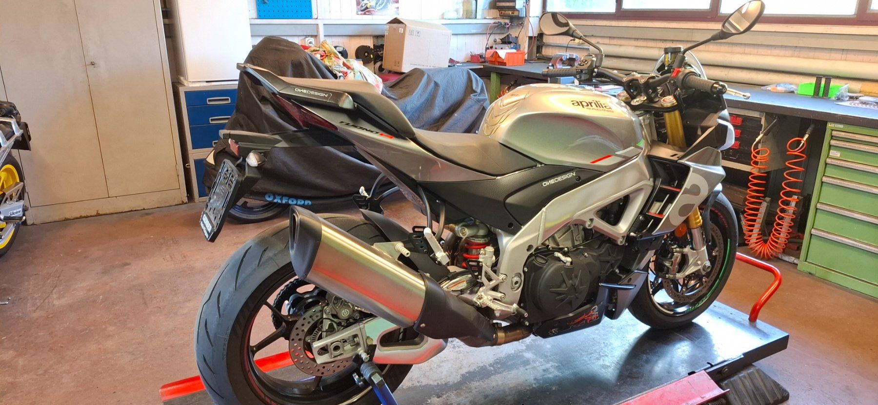 Aprilia Strasse: APRILIA Tuono V4 1100 – Gebraucht aus Reichenbach i. K. von sugifranz 2