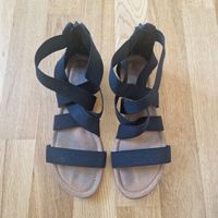 Sandalen schwarz braun Gr. 38 wickeln