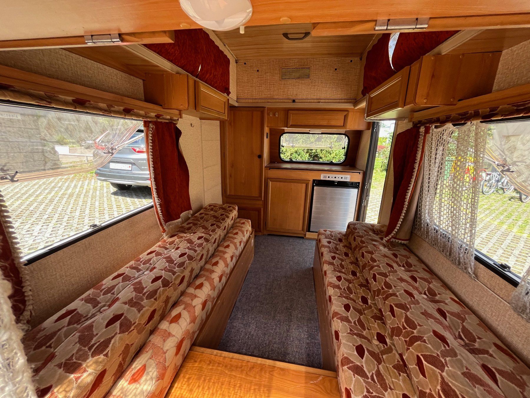 Rimorchi: Wohnwagen Rapido Club 30 – Usato da Ebikon venduto da rebeluz 8