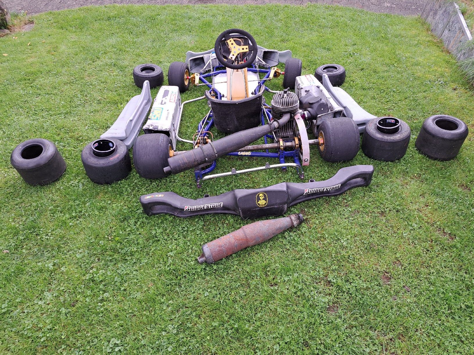 Swiss Hutless Karts: Gokart mit ZubehöR Gebraucht – Défectueux à Ganterschwil par trolljagd 3