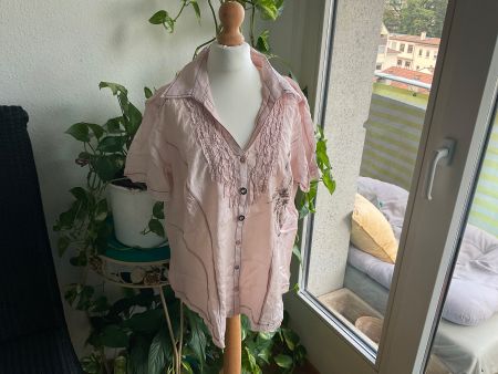 Super agréable chemise BIBA effet froissé t. 42, rose corail