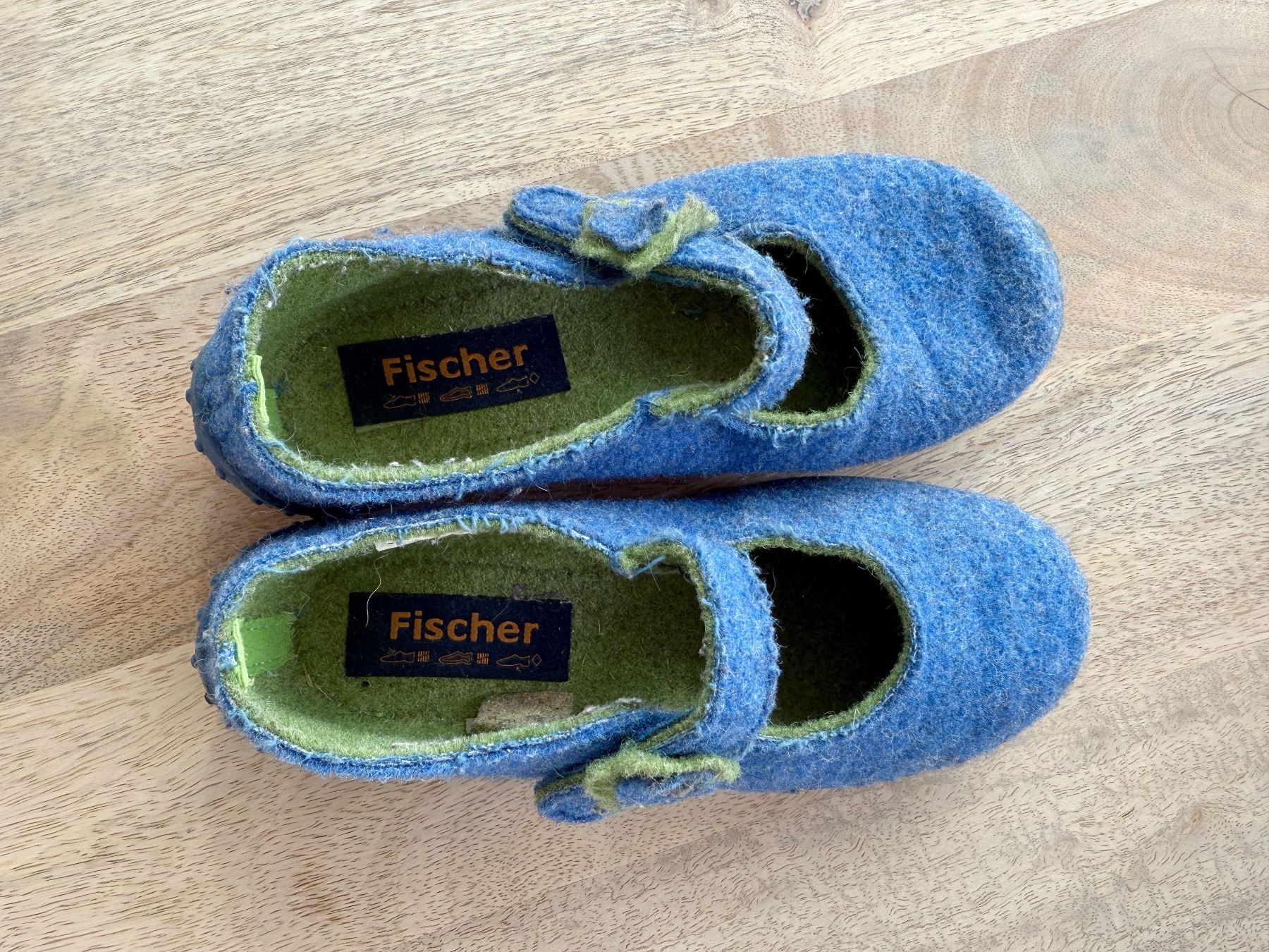 Schuhe für Jungen: Filz Finkli mit robuster Sohle, Gr. 29 – Gebraucht aus Eggenwil von Lissi82 1