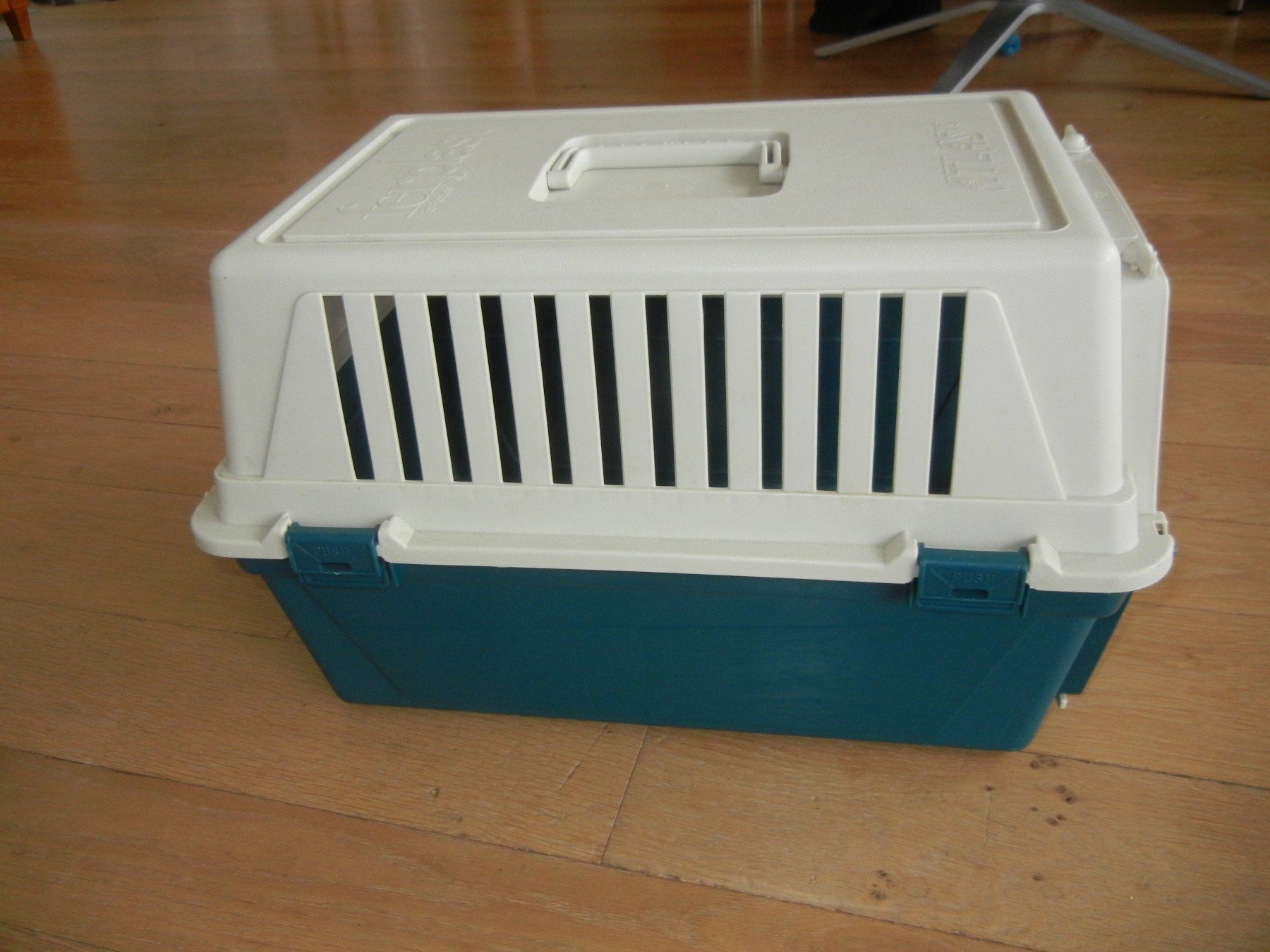 Gabbie, trasporto & Sicurezza: Transportbox für Katzen – Usato da Langendorf venduto da sonntag10 4