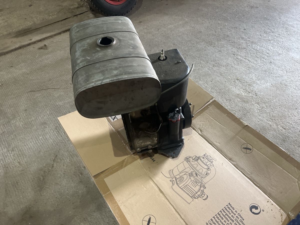 Trattori: MAG 1045 Motor  – Difettoso da Neuendorf venduto da H_Tech 2