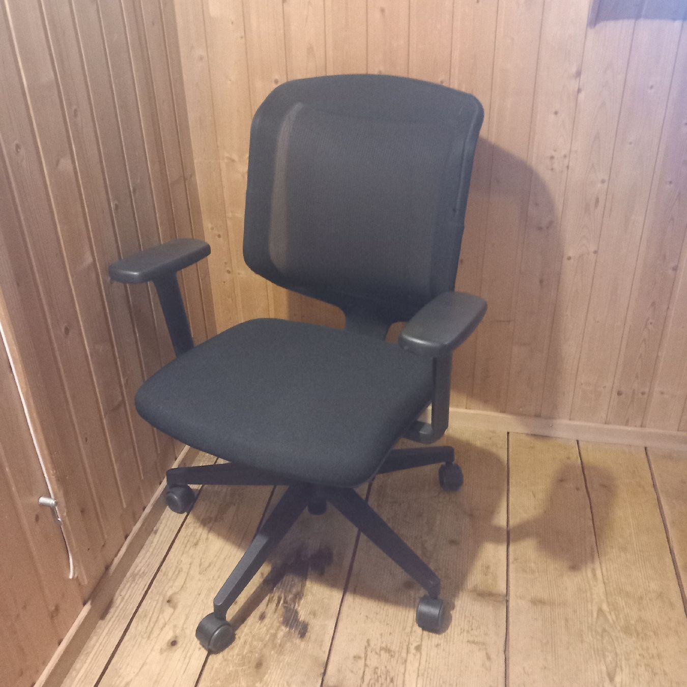 Giroflex Chaises: Bürostuhl Giroflex  – D'occasion à Ebnat-Kappel par blazzi