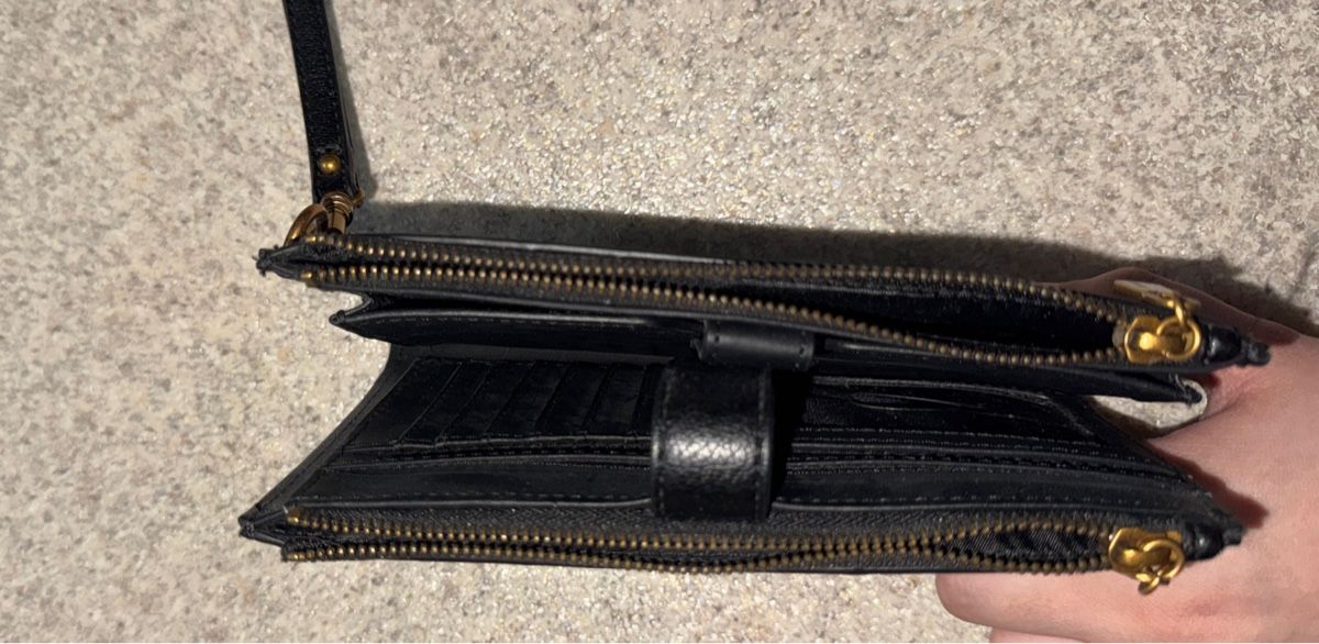 Guess Portamonete: Guess Portemonnaie – Usato da Oberentfelden venduto da ale_k6mj 3