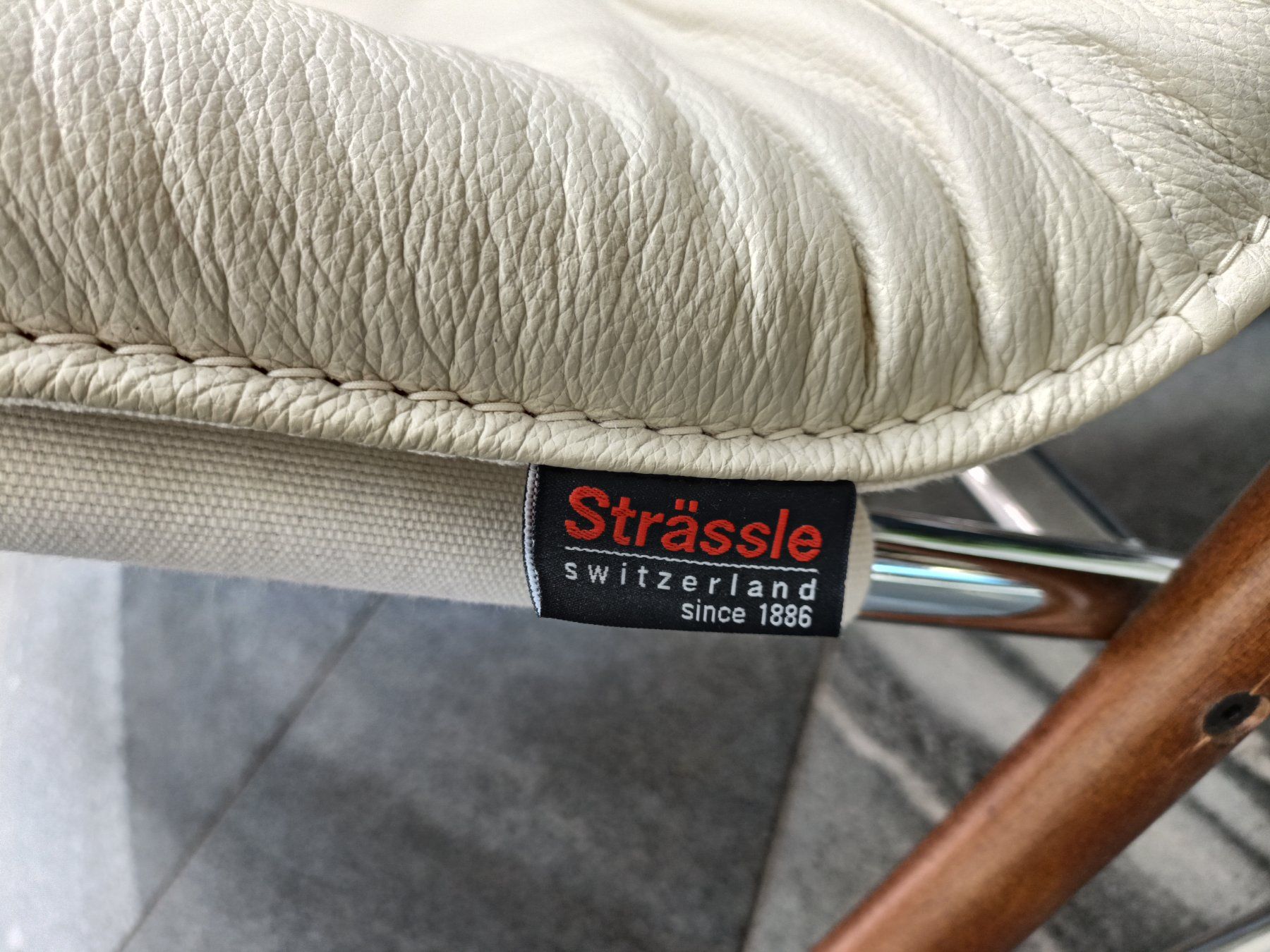 Strässle Poltrone: Strässle Nonna Schaukelstuhl + Hocker – Usato da Schmitten FR venduto da oldtimer82 6