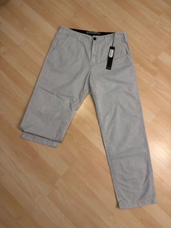 Stone Island Hose – NEU mit Etikett – Größe 33