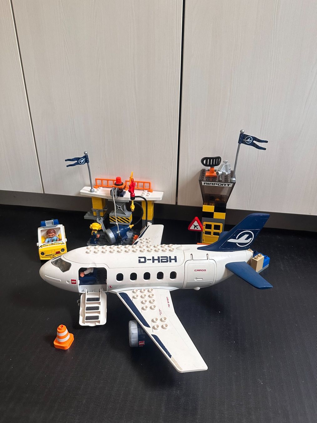 Lego Giocattoli: Lego Duplo Flughafen, Set Nr. 7840 – Usato da Henggart venduto da ThePfi
