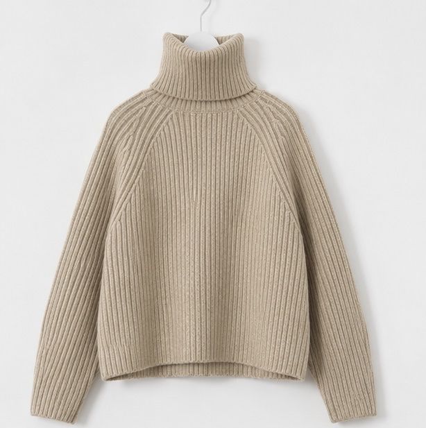 H&M Maglioni & Felpe: Beiger Rollkragen Strickpullover – Usato da La Punt Chamues-ch venduto da yara.mueller