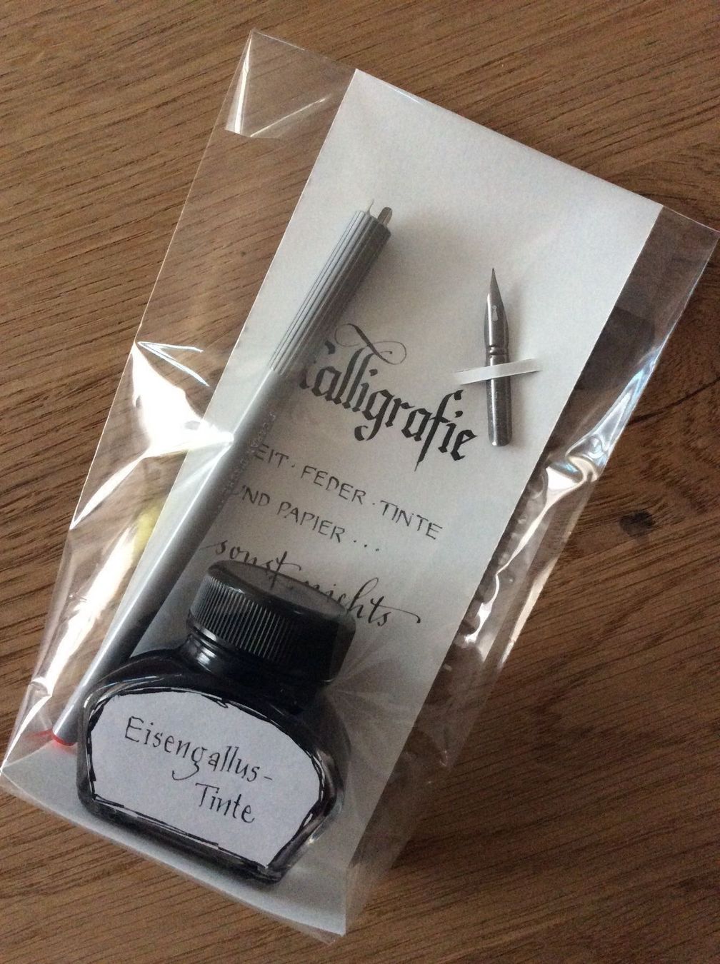 Caran D'Ache Stifte & Marker: Geschenkidee Kalligraphie – Neu und originalverpackt aus Schüpfheim von W010