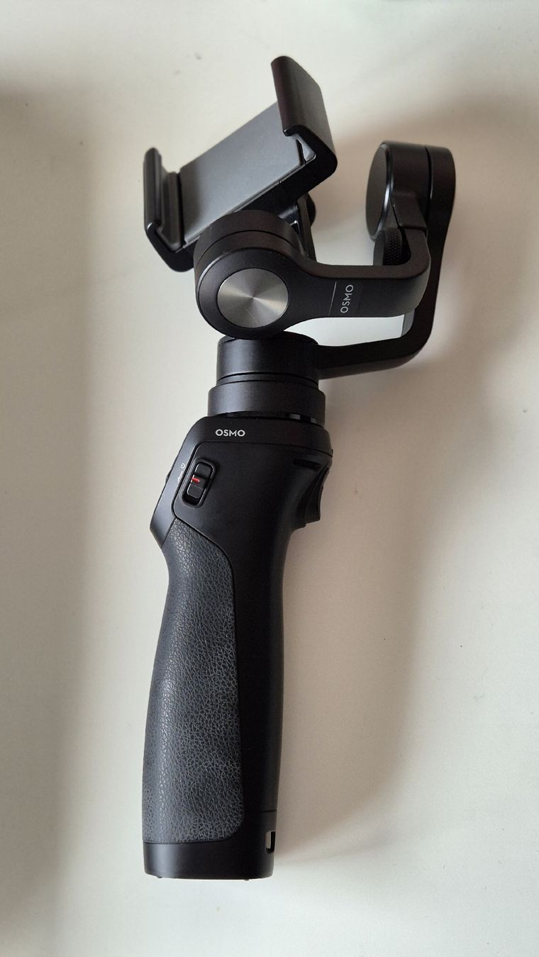 DJI Sonstiges Zubehör: Stabilisateur Dji Osmo – Neu (gemäss Beschreibung) aus Chexbres von Sciroccoelho 1