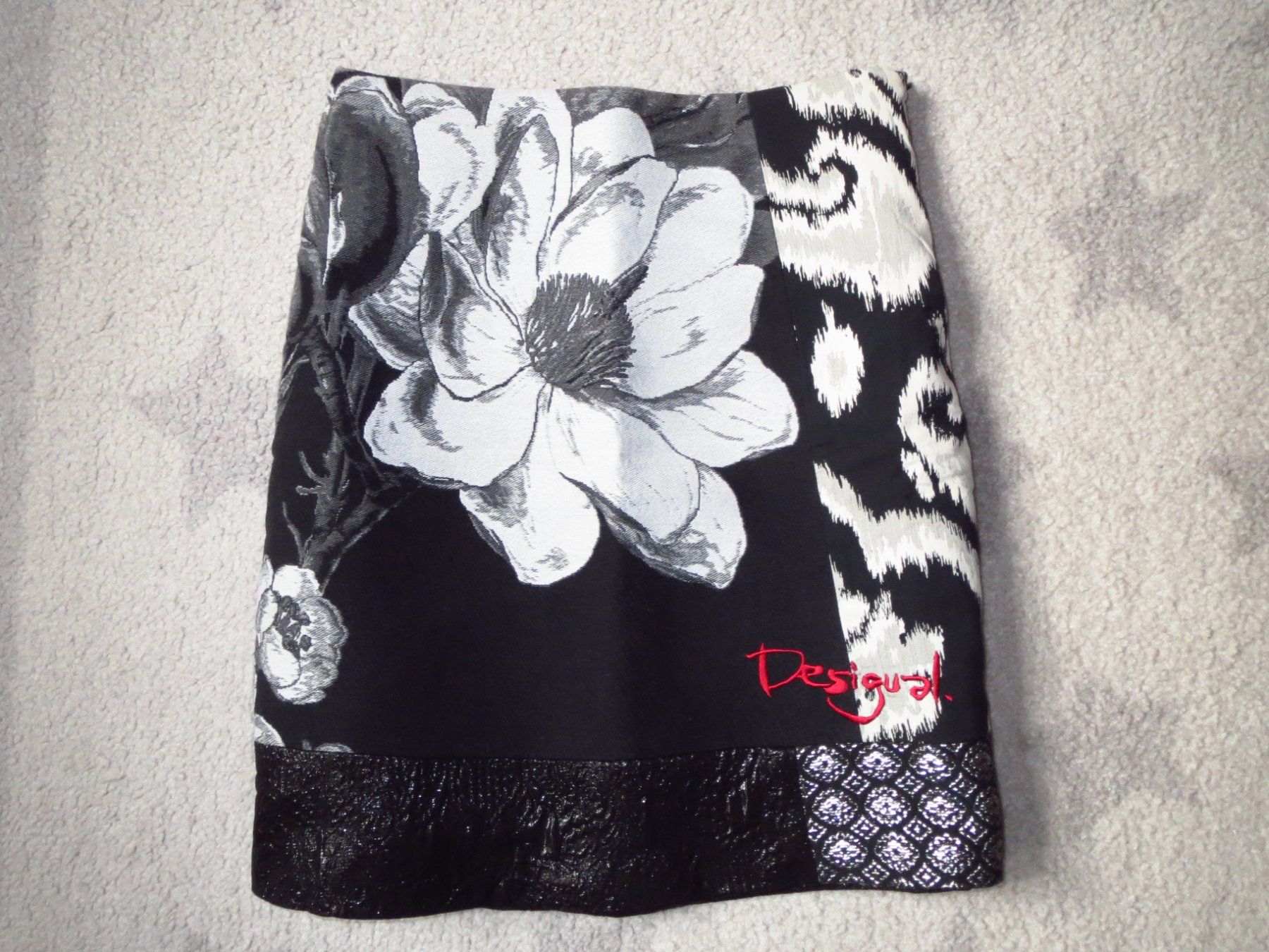 Gonne: NEUER DESIGUAL Damen Rock Gr 34 – Nuovo (secondo la descrizione) da Kiental venduto da Anna8702 1