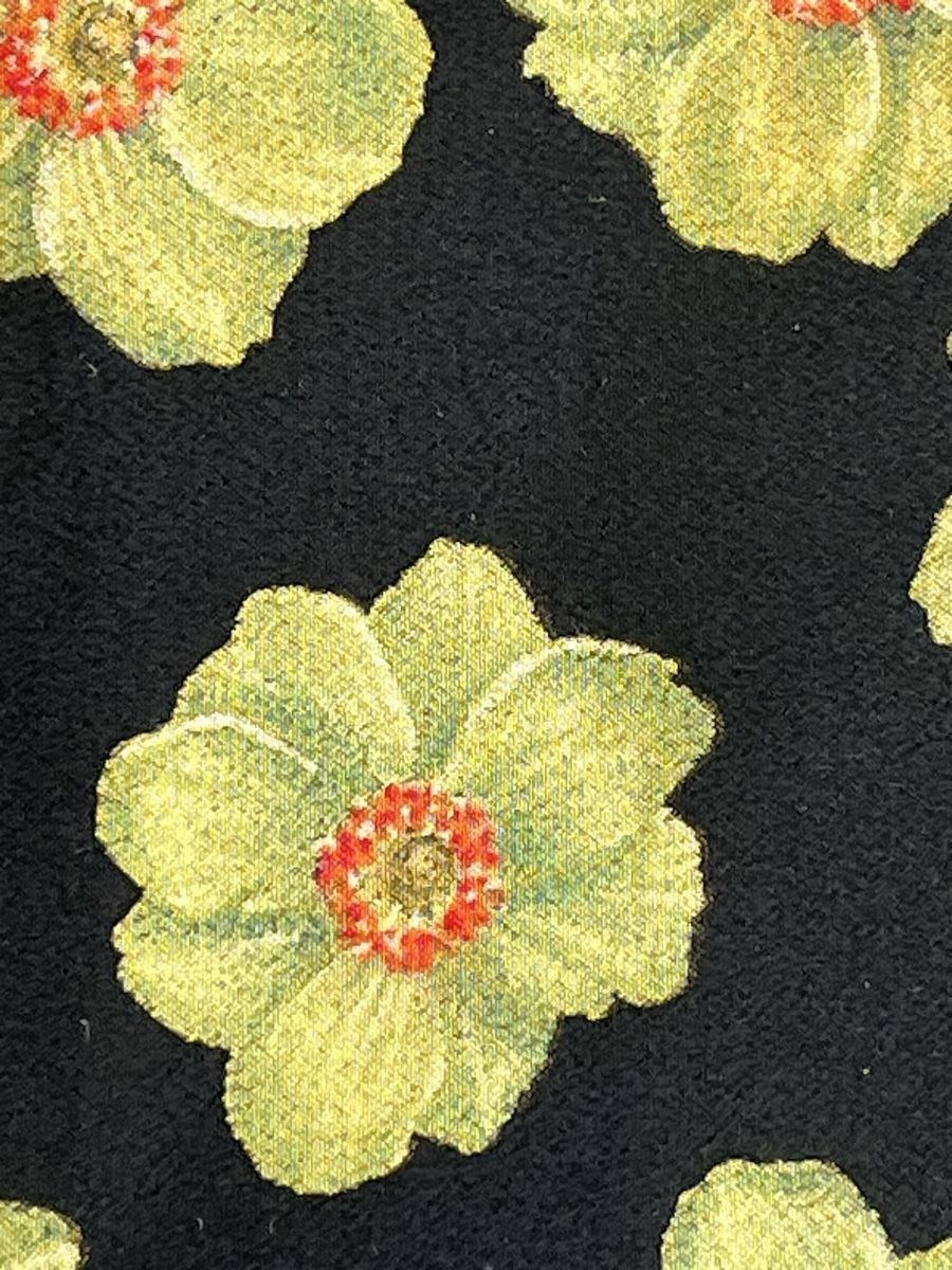 Fabric Frontline Foulard & Sciarpe: Seidenfoulard / Fabric Frontline – Usato da Wetzikon ZH venduto da seli03 4