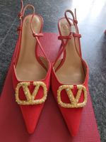 Valentino  Garavani verzierter Slingpumps NEU