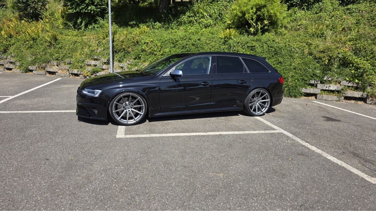 Audi Automobili: Audi RS4 B8 – Usato da Beromünster venduto da inf_s62f 2