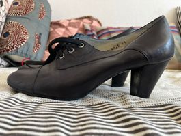 Vintage Leder-Schnürpumps Absatzschuhe Oxford Style Gr. 41