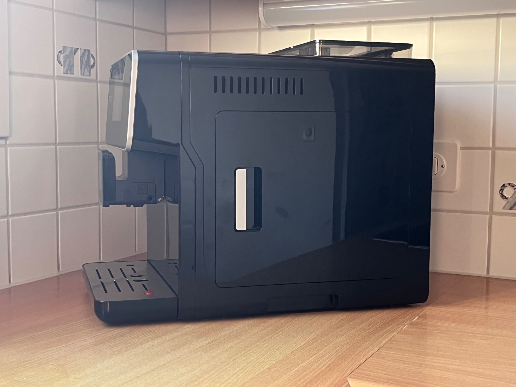 Rotel Kaffeemaschinen & Espressomaschinen: Machine à café automatique - Rotel Ancona 274CH1 – Neu (gemäss Beschreibung) aus Rossens FR von LaurianeCl. 1