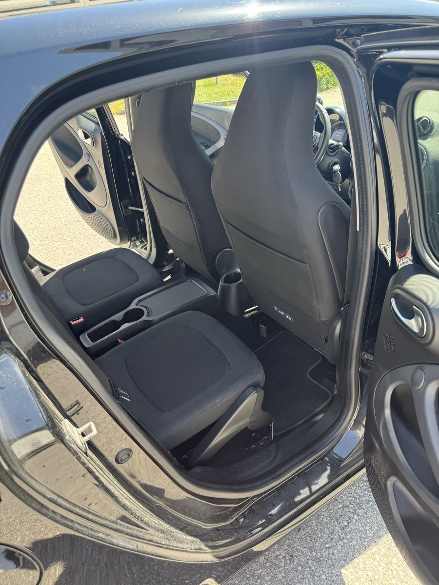 Smart Autos: Smart forfour 2017 66.000km – Gebraucht aus Cadenazzo von inf_vsv9 7