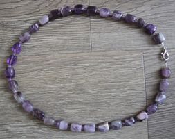 NEU: Amethyst Edelstein Collier Halskette mit Edelstahl