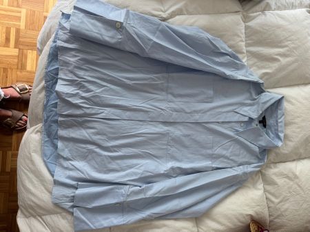 Chemise bleu clair Massimo Dutti taille M, parfait l’été