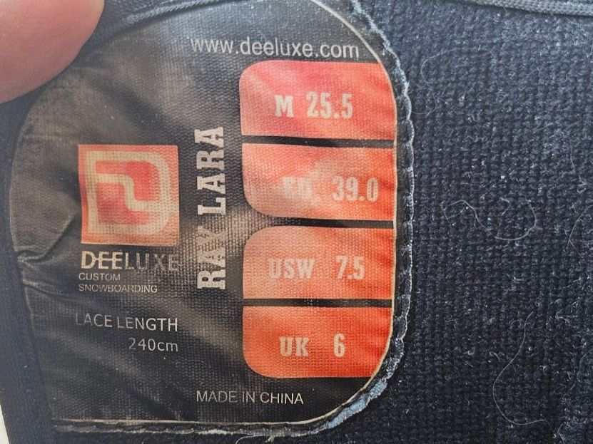 Deeluxe Herrenschuhe: Snowboard Boot DEELUXE Lara gr. 39 – Gebraucht aus Thörishaus von Woelfli3000 3