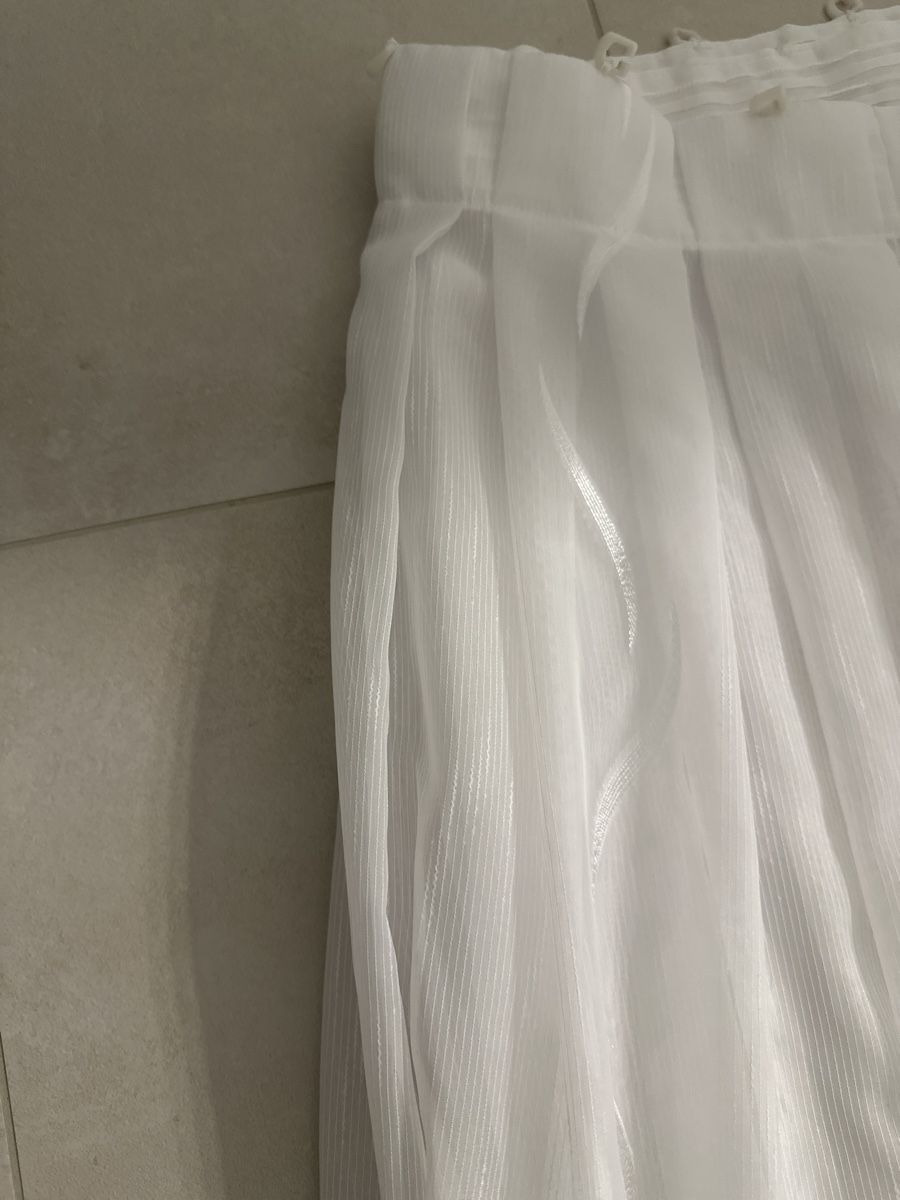 Tende: Vorhang weiss 140x126cm – Usato da Zug venduto da Hehe 3