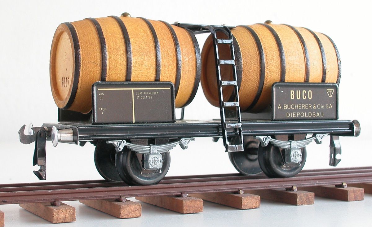 Buco Modellini di ferrovie: Buco Weinwagen 8667 Spur 0 – Usato da Oberwil BL venduto da Klang