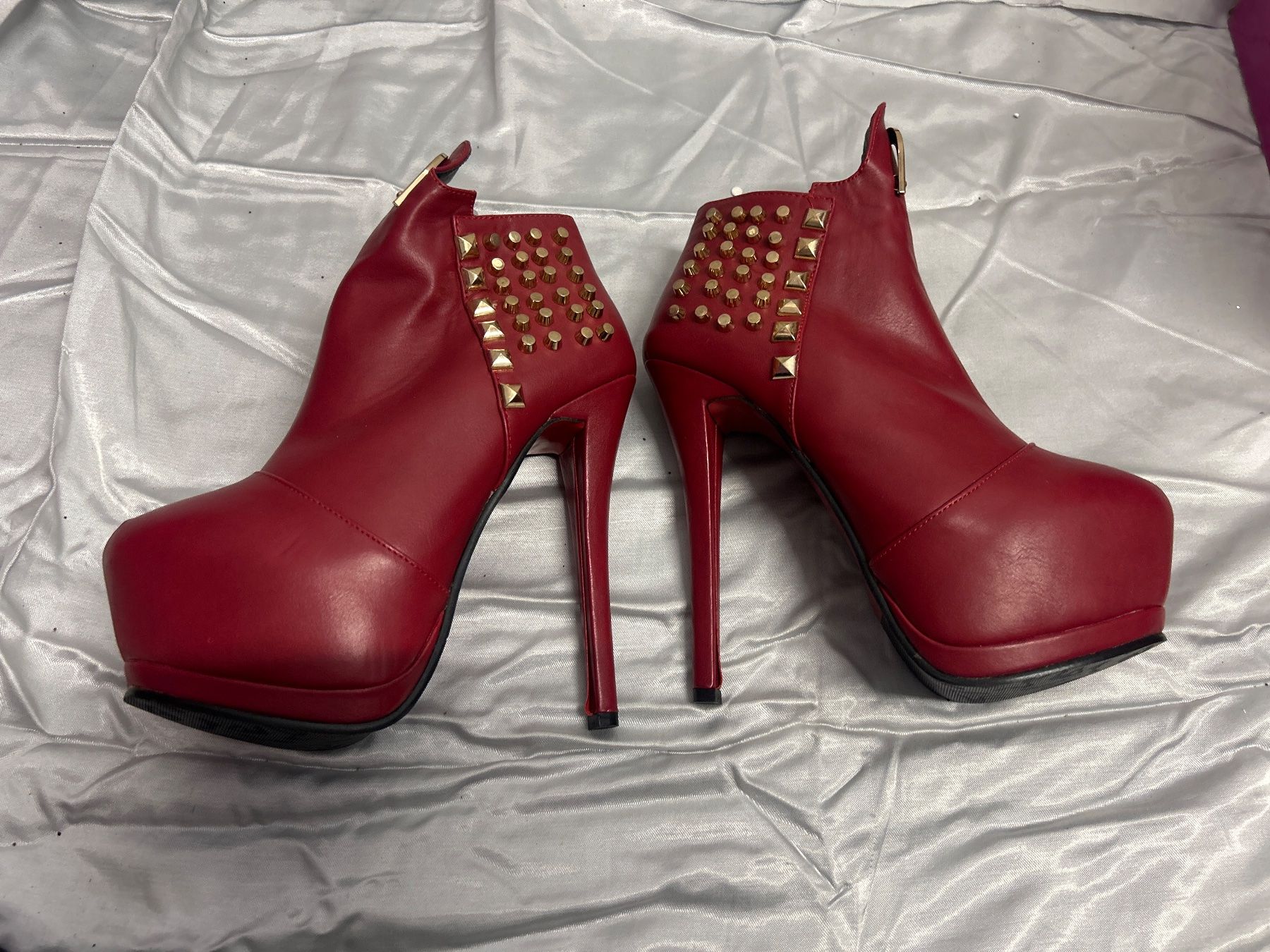 Scarpe da donna: Plateau Stiefelette Gr 37 Neu Gratis Versand – Nuovo e nell'imballaggio originale da Regensdorf venduto da Spyke55 1