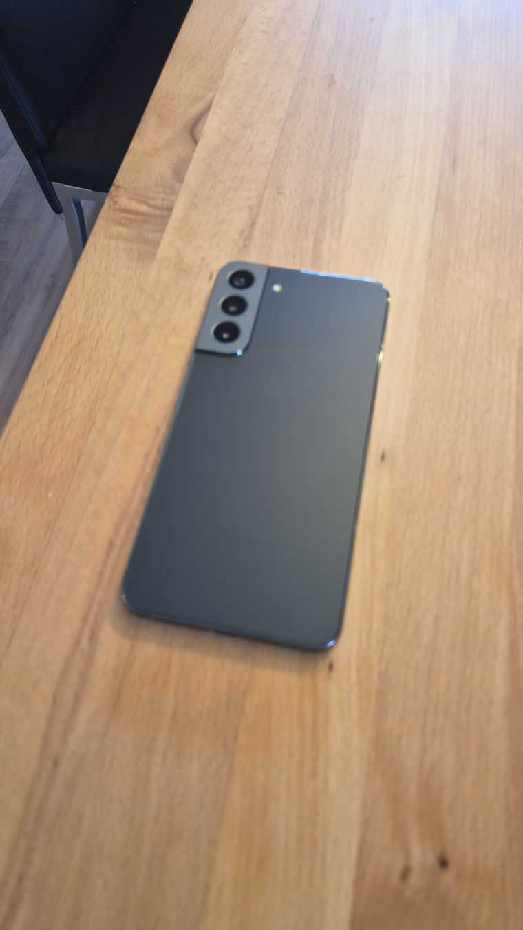 Samsung Handys / Smartphones: Samsung Galaxy S22 Plus – Gebraucht aus Greppen von arno5981A 2