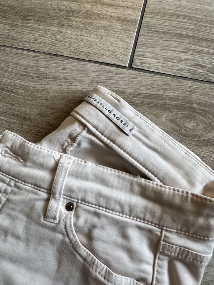 Raffaello Rossi Hosen: Raffaello Rossi beige Gr. 32 – Gebraucht aus Seengen von Shiara 1