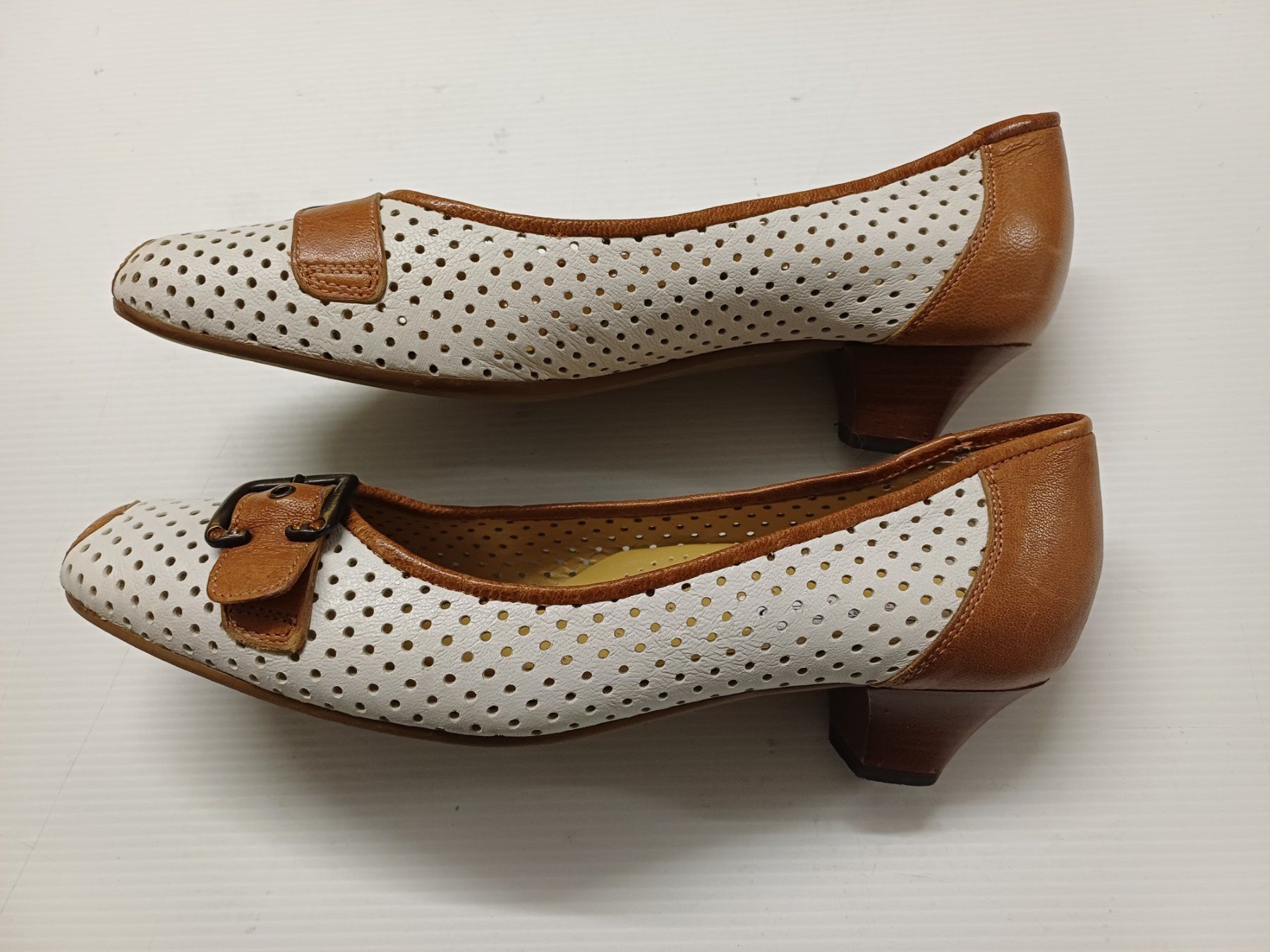 Chaussures femmes: Valle Verde – D'occasion à Bichwil par Viggen37 1