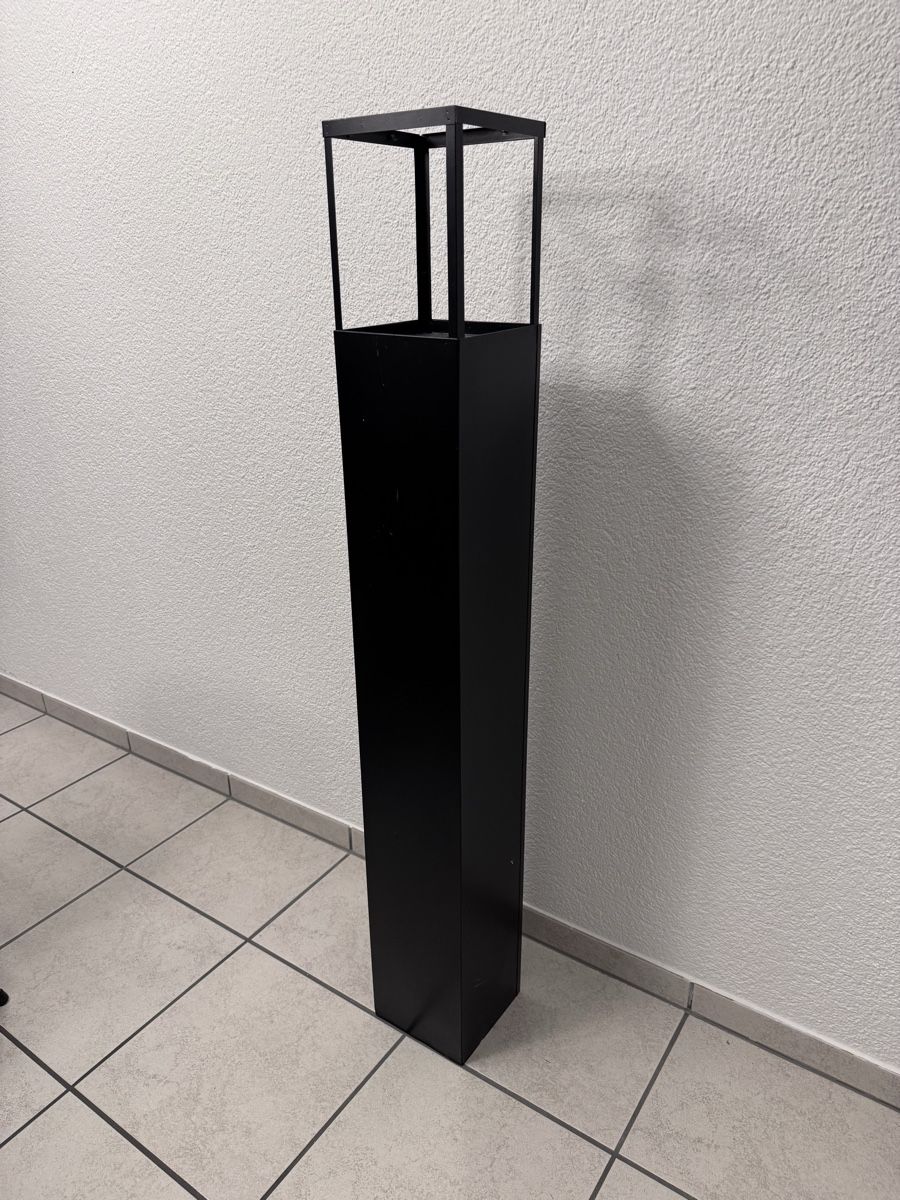 Altro in Decorazioni & Accessori: Moderne Gartenleuchte / Pollerleuchte Gestell – Usato da Schönenwerd venduto da ben_5527