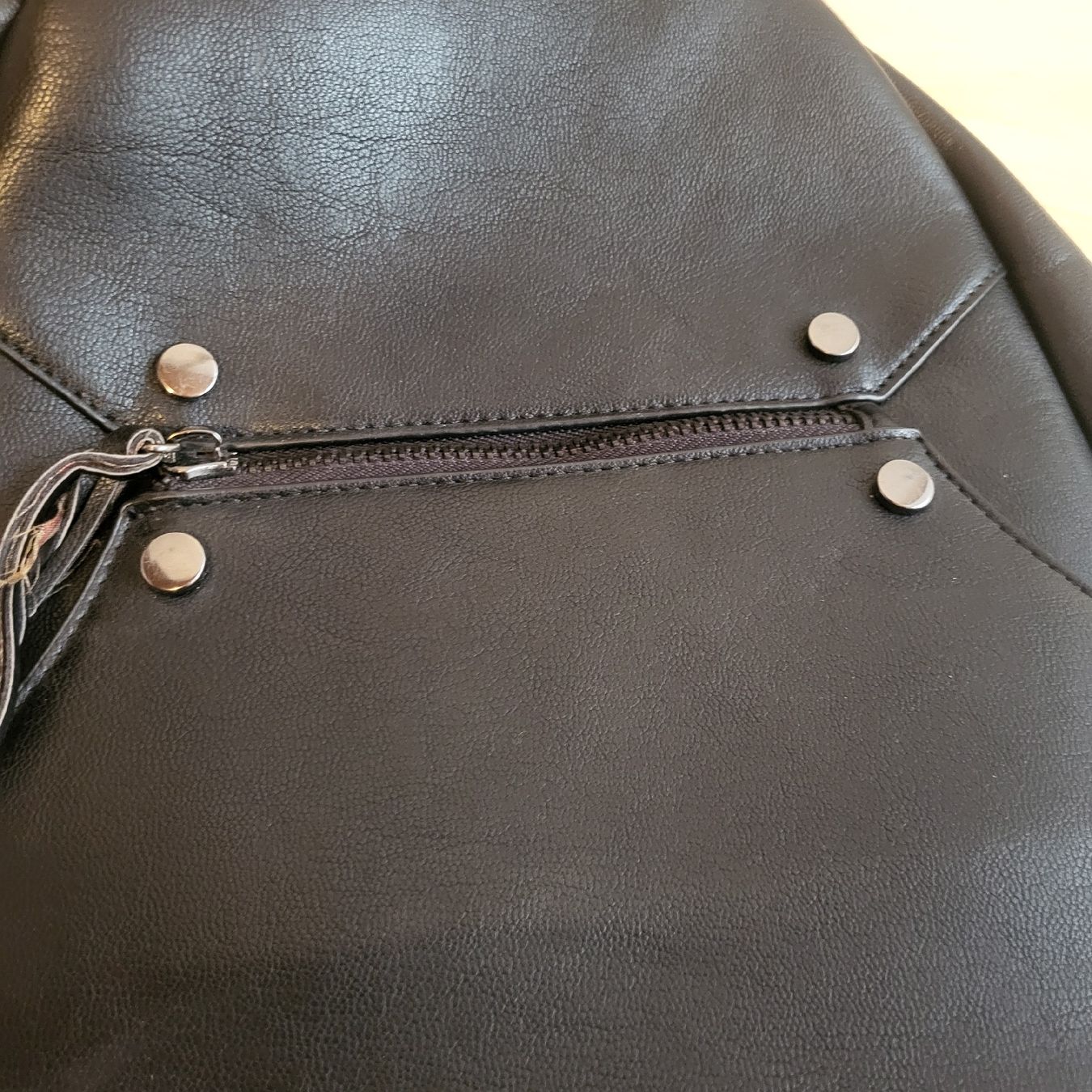 Zaini: Edler Kunstleder-Rucksack, 1x getragen – Usato da Malans GR venduto da caroline_F.85 2