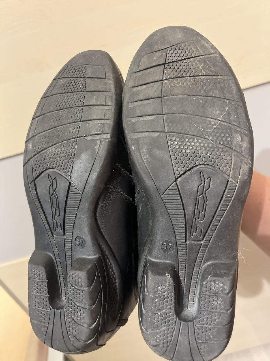 TCX Chaussures femmes: Motorradschuhe TCX Grösse 37 – D'occasion à Wolfhausen par anz_zjj9 1