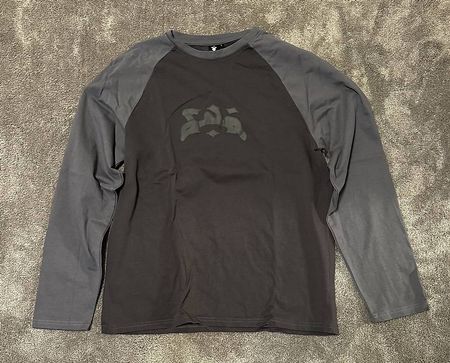 Longsleeve DivinbyDivin Grau Grösse: L Ungetragen