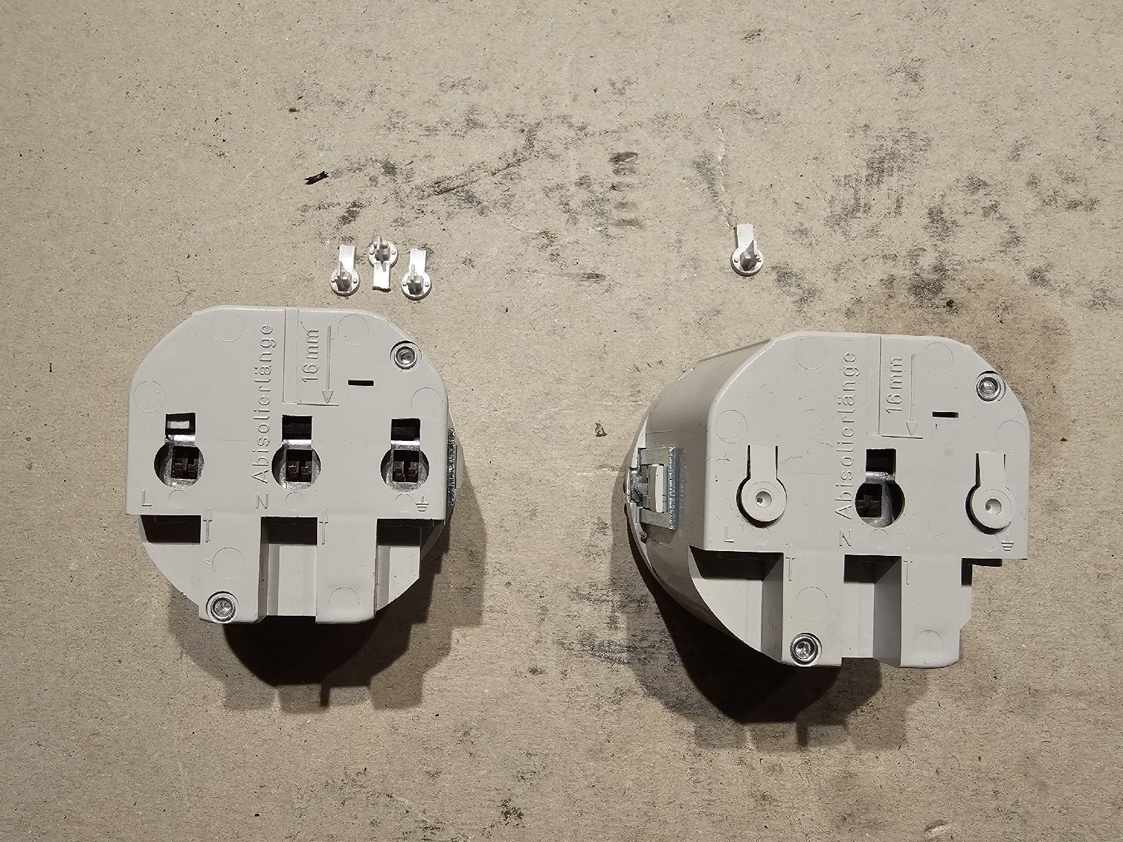 ABB Fiches d'alim.: abb sidos zfs110 – D'occasion à Sion par mani785 1