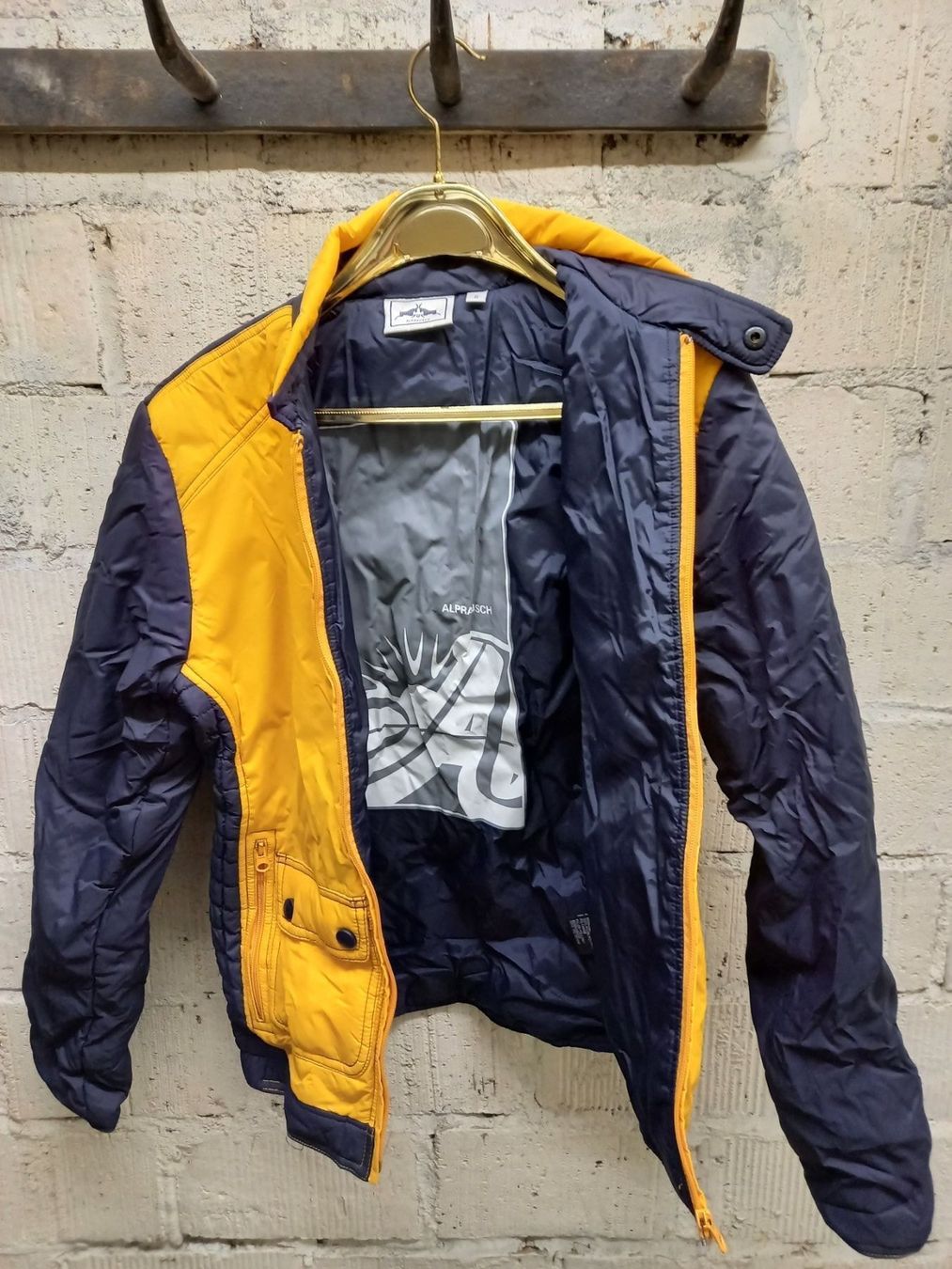 Alprausch Vestes: Alprausch Jacke oldskool – D'occasion à Zürich par oscarek 1